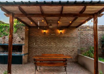 What Are the Benefits of Installing a Cantilever Patio Cover?