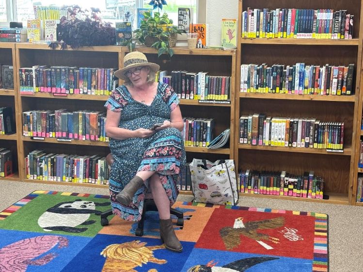 Robin Hamilton Bonk: Ender, ChickaLetta, and a Kindergarten Leap — A Feather-Filled Debut Worth Crowing About