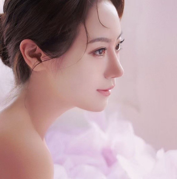 Cynthia Qianqian Xu: Where Purity Meets Strength
