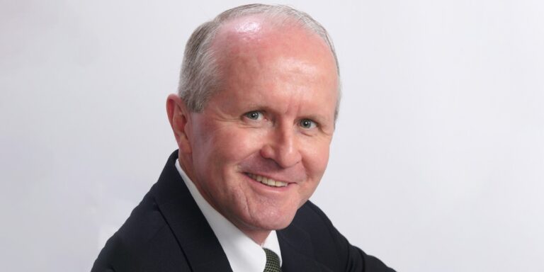 Building a Just World with Pure and Virtuous Principles