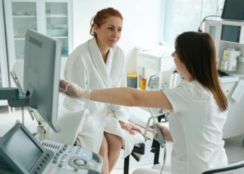 Fresh vs. Frozen Donor Eggs Which Is Right for You