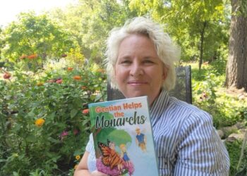 Gentian Helps the Monarchs — An Introduction for Children to Butterfly Conservation