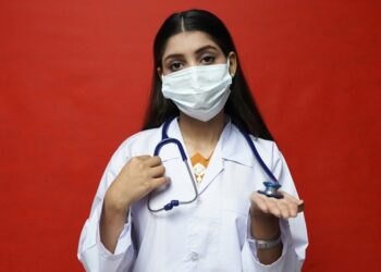 Healthcare Worker Shortage Drives New Yorkers to Fast-Track CNA Careers