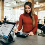 How a POS System Helps Manage Peak Hours in Busy Quick Service Locations