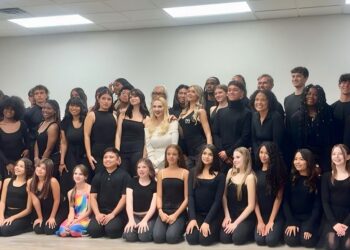 Rise Talent Management, Alegre De Pilipinas, and Jewels Empire Entertainment Host Exclusive Casting Call (3)