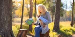 The Unspoken Language of Rescue How a Chihuahua Taught Me About Trauma, Trust, and True Compassion