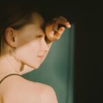 Why Gold Flat Back Earrings Combine Style and Practicality
