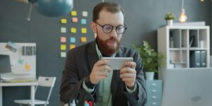 Why Planning Business Functions with Expert Help Leads to Better Outcomes