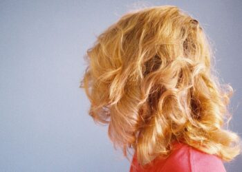 Achieve Sleek Styles with WESTKISS Straight Glueless Wigs