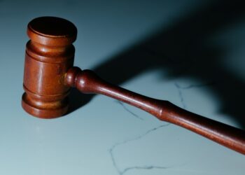 Coping With Family Estrangement During Divorce or Custody Cases