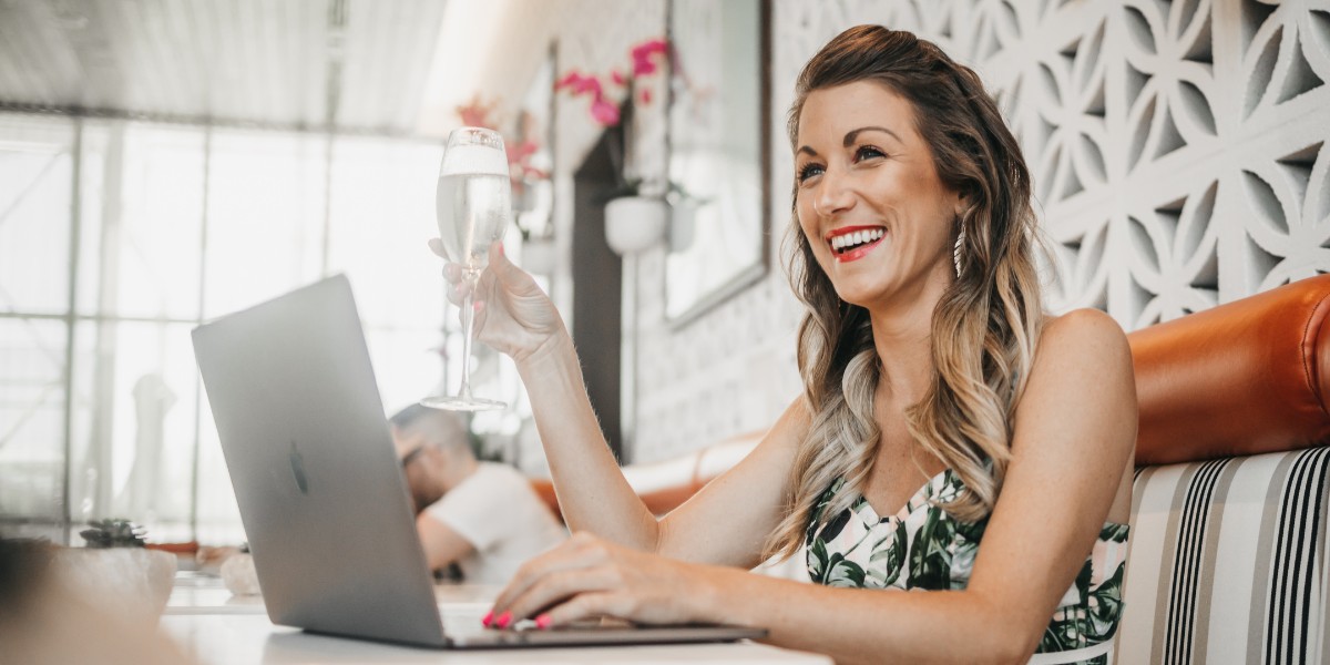 How Tiffany Julie Scaled An E-Commerce Brand To 7 Figures In 14 Months — Against All Odds