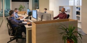 Manhattan's Office Rent Surge A Challenge for Commercial Growth