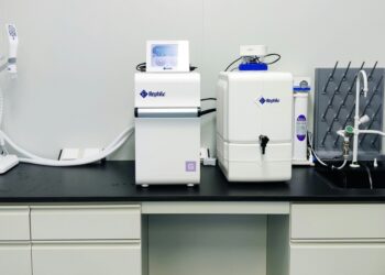 Selectum Offers Reliable Microscopes for Education & Research