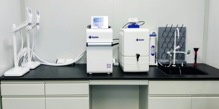 Selectum Offers Reliable Microscopes for Education & Research