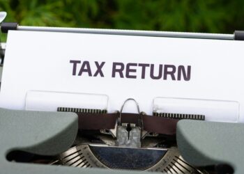 What Are a U.S. Citizen’s Tax Obligations When Freelancing in the U.K. on a Partner Visa?