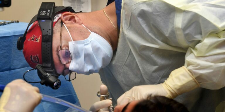 Why Smart Professionals Are Choosing Expert Oral Surgeons Over Dentists