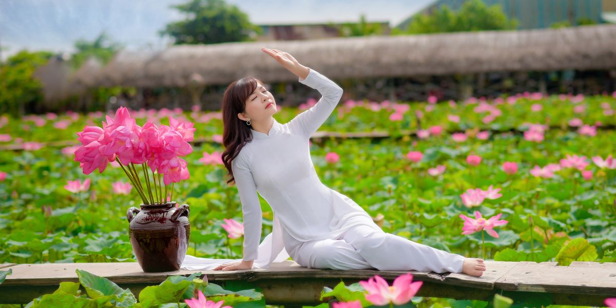 Embracing a Softer Approach to Beauty and Wellness with EverdayGlow