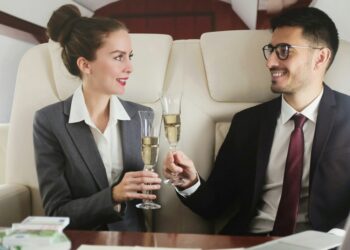 How Business Class Flights May Enhance Productivity for Entrepreneurs and Professionals