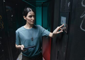 How Entrepreneurs Use LLMs for Viral Campaigns