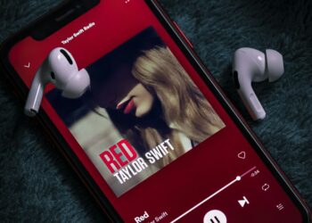 Taylor Swift’s Early Holiday Gift Gives Fans More Eras Tour Access Ahead Of Christmas