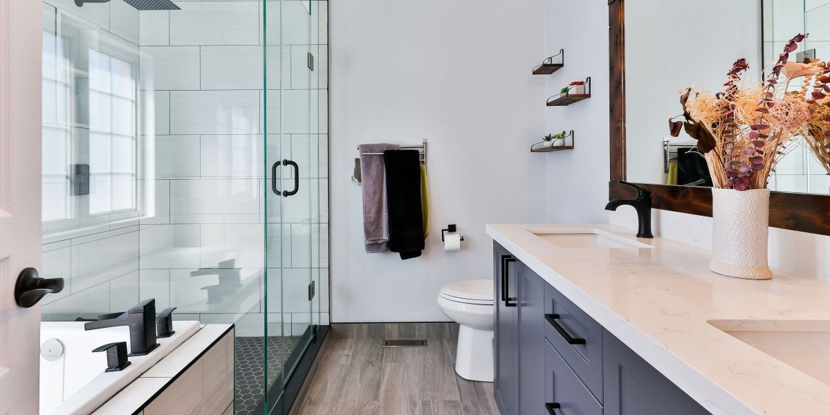 Home Maintenance Projects That Should Always Be Handled by Professionals