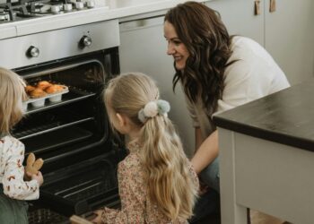 Why Your Oven Smells Like Burning Plastic — and the Hidden Environmental Implications with High City Appliance
