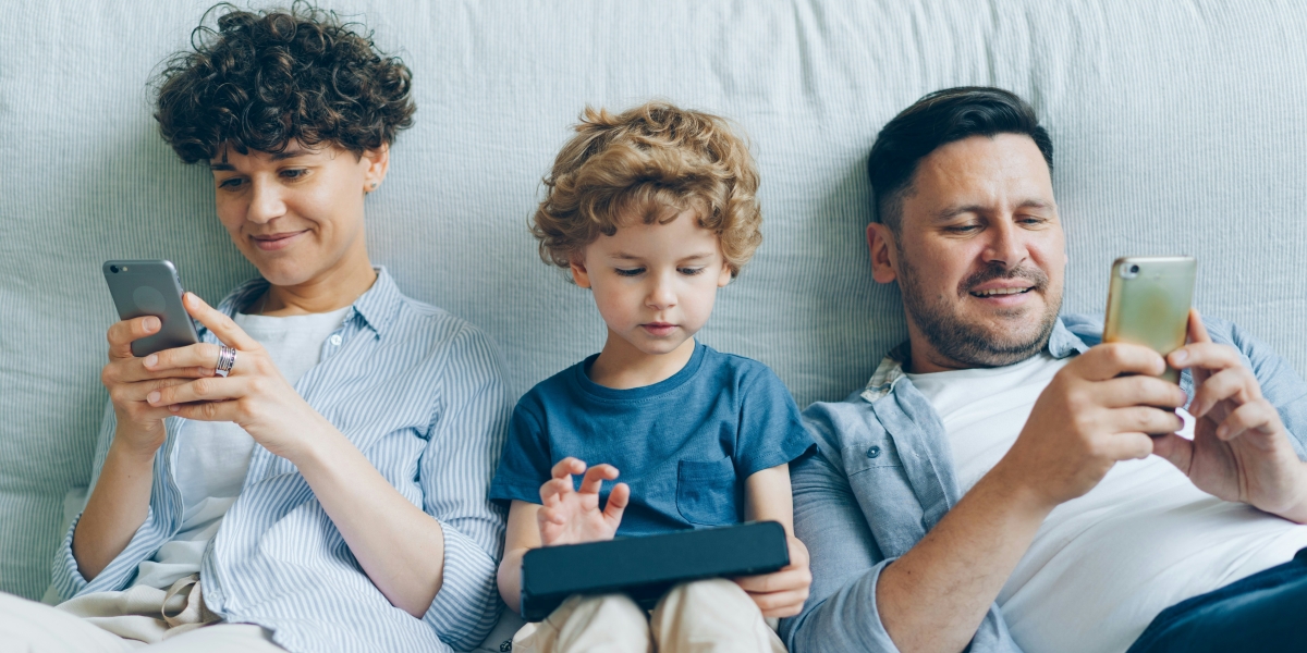 Parental Control Apps in 2025: How to Choose the Right Parental Control App