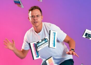 Why Braxley Bands Are Gaining Popularity Over Minimalism