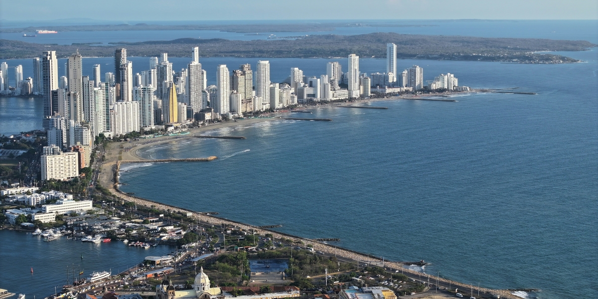 Major Cities in the Americas to Celebrate New Year’s Day Traditions