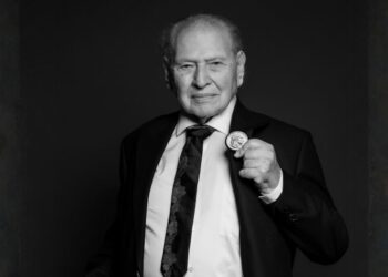 Ronald G. Wayne: From Apple to Economic Empowerment