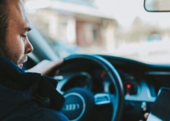 The New Distracted Driving Dangers No One Saw Coming