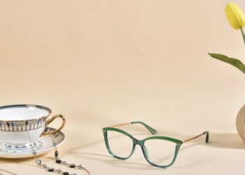 What Are Common Mistakes People Make When Buying Prescription Glasses Online