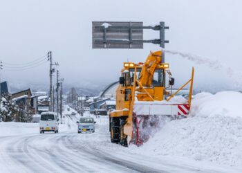 Winter Storm And Extreme Cold Grip New York, Disrupt Transit And Raise Safety Concerns