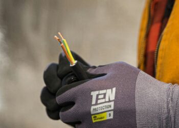 Beyond the Cockpit: How a Master Electrician and Pilot Rewrites the Rules of Risk and Resilience