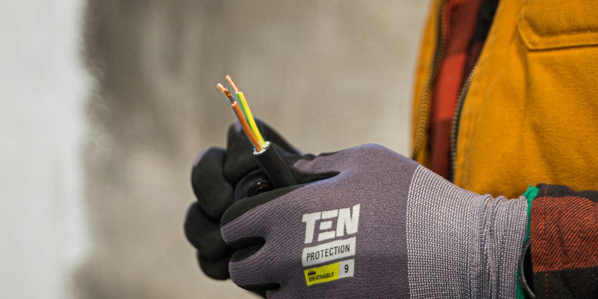 Beyond the Cockpit: How a Master Electrician and Pilot Rewrites the Rules of Risk and Resilience