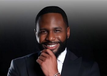From Therapist to Public Figure: How D’Shawn Harris Is Elevating Mental Health for Black Men