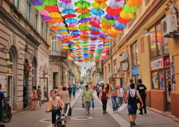 Understanding European Customs: A Traveler’s Guide From Exodus Adventure Travels