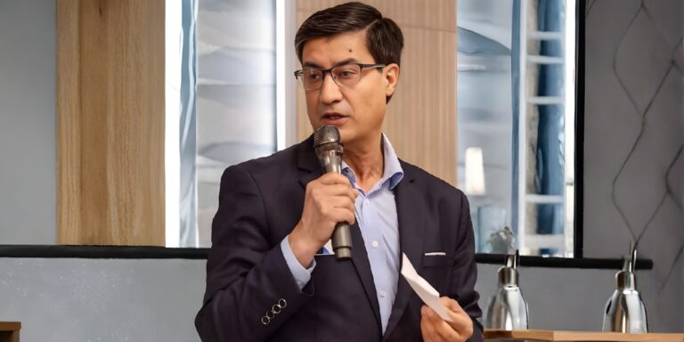 Guiding with Compassion: Inside Dr. Tahir Majeed’s Approach to Elder Care and Humanity