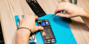 Professional Phone Repair in Singapore: iPhone, Samsung, Fold & Honor V Series Repair Experts