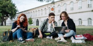 Jeremy Rosenholtz’s Tips for Writing a College Essay that Feels Authentic