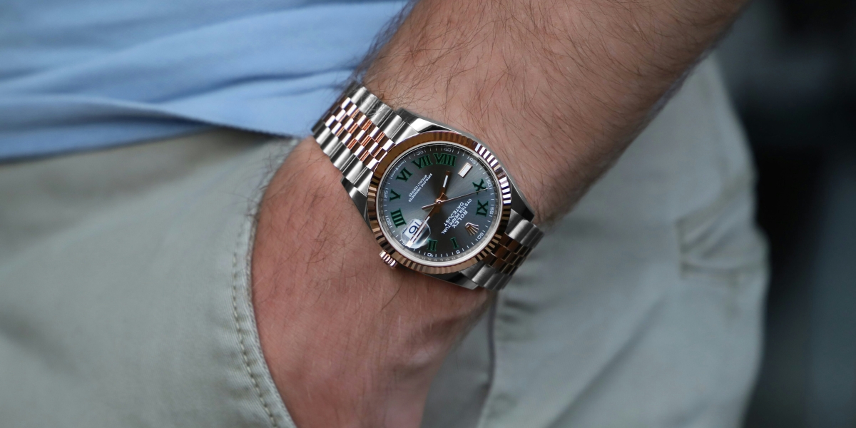 How Do Counterfeit Rolex Watches Compare to Genuine Ones?