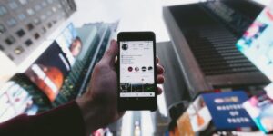 Meta Launches Instants, a New Instagram Feature for Sharing Disappearing Photos