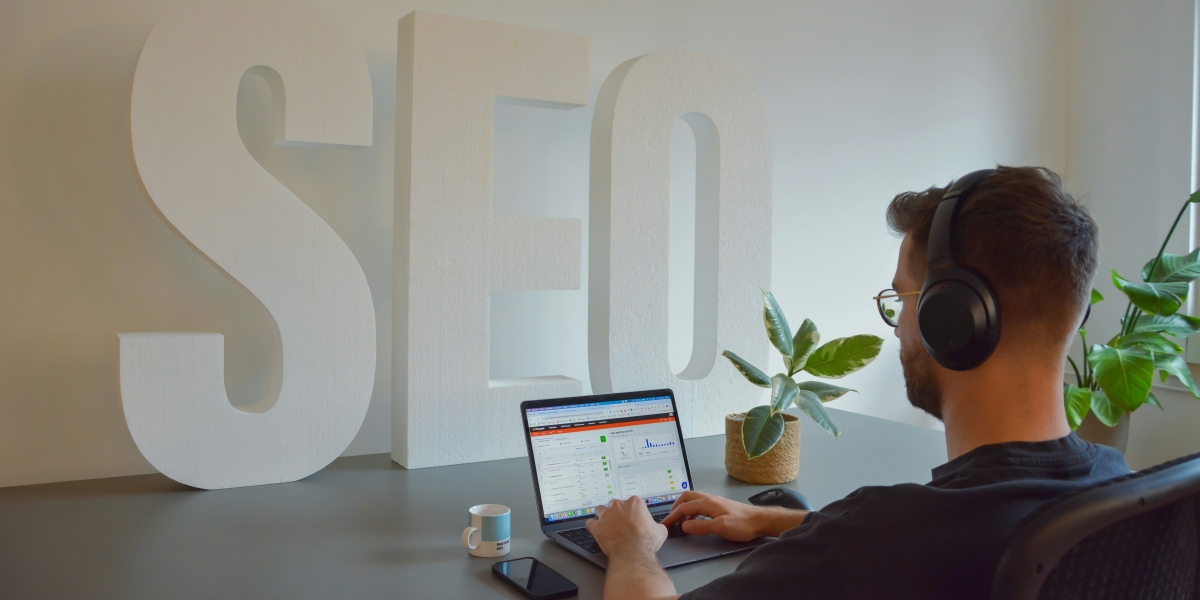 You Can Now Hire SEO Expert Anatoly Zadorozhnyy Directly Through His SEO Consulting Website