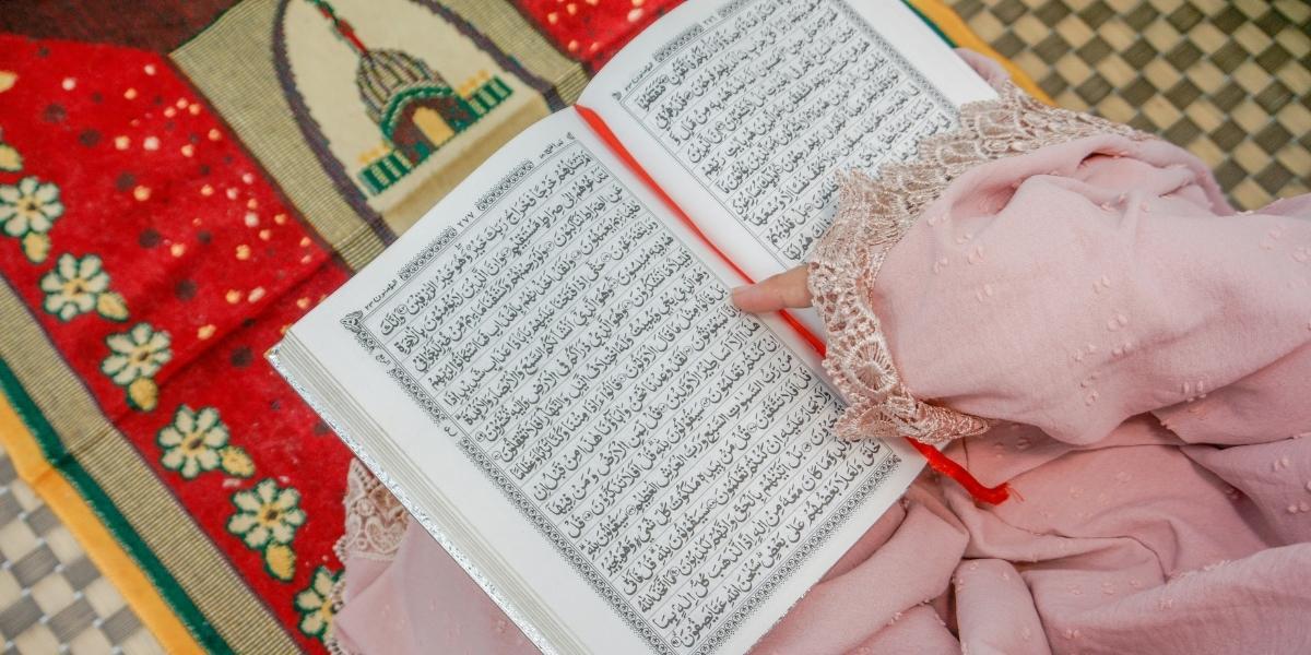 How Digital Quran Education Connects Muslim Families Worldwide