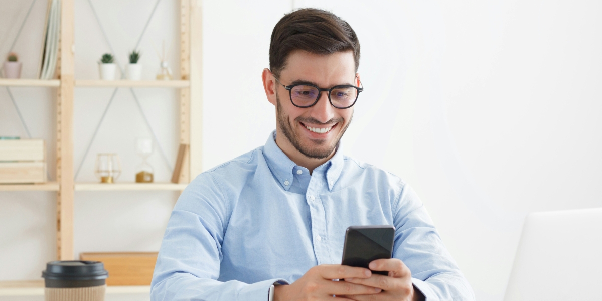Empowering Your Customers: How a Stock Alerts App Improves Communication