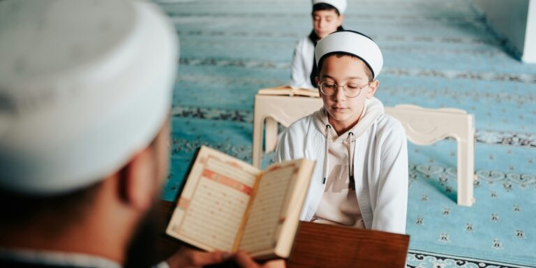 How Kids Can Balance School and Quran Classes Effectively