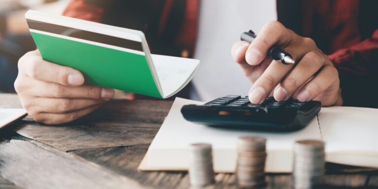 How Online Lenders Differ From Banks for Small Business Funding