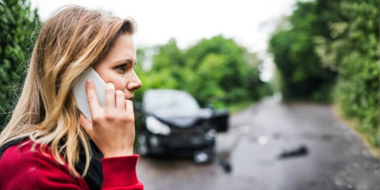 When Should You Contact a Lawyer After a Car Accident?