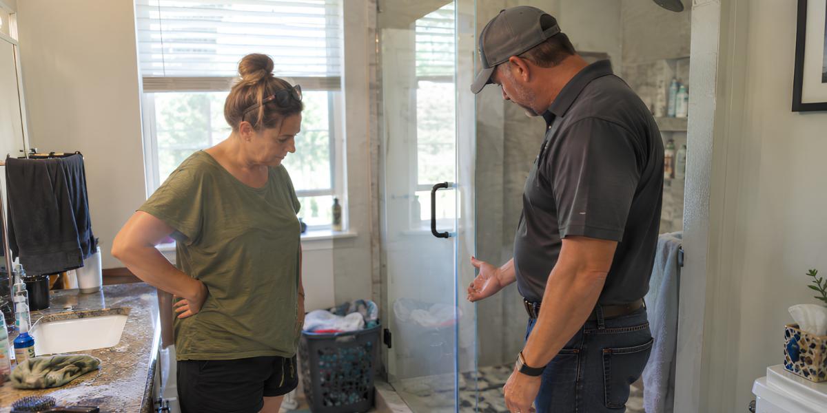 How To Plan A Safer, Lower-Maintenance Bathroom Remodel in Lakeland, FL