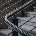 Sleek and Minimalist: Why Choose Horizontal Round Bar Railings for Modern Staircases